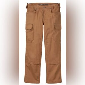 Men’s DuluthFlex Fire Hose Relaxed Fit Cargo Pants in color brown size 40x30